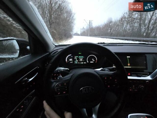 Киа Niro 2020 в Шепетовке на Automoto.ua Черный Киа Niro, объемом двигателя 0 л и пробегом 148 тыс. км за 18000 $, фото 1 на Automoto.ua