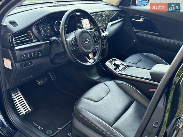 Черный Киа Niro, объемом двигателя 0 л и пробегом 50 тыс. км за 23499 $, фото 44 на Automoto.ua