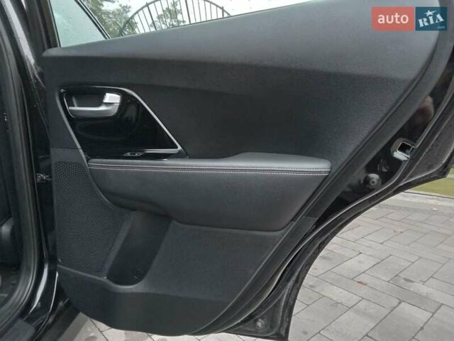 Черный Киа Niro, объемом двигателя 0 л и пробегом 92 тыс. км за 19945 $, фото 37 на Automoto.ua