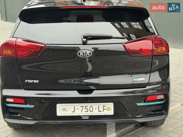 Черный Киа Niro, объемом двигателя 0 л и пробегом 132 тыс. км за 18699 $, фото 23 на Automoto.ua