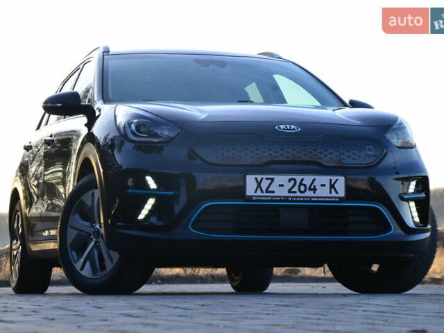 Черный Киа Niro, объемом двигателя 0 л и пробегом 68 тыс. км за 17450 $, фото 22 на Automoto.ua