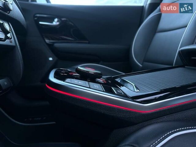 Черный Киа Niro, объемом двигателя 0 л и пробегом 35 тыс. км за 23400 $, фото 73 на Automoto.ua