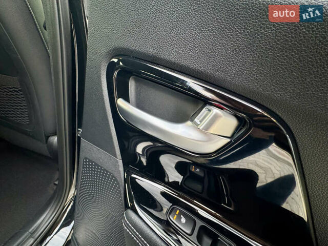 Черный Киа Niro, объемом двигателя 0 л и пробегом 128 тыс. км за 19600 $, фото 26 на Automoto.ua