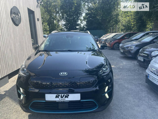 Черный Киа Niro, объемом двигателя 0 л и пробегом 151 тыс. км за 19300 $, фото 1 на Automoto.ua