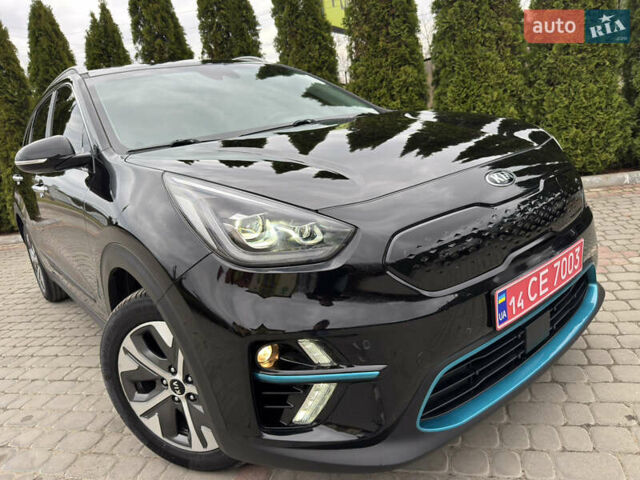 Черный Киа Niro, объемом двигателя 0 л и пробегом 136 тыс. км за 19777 $, фото 6 на Automoto.ua