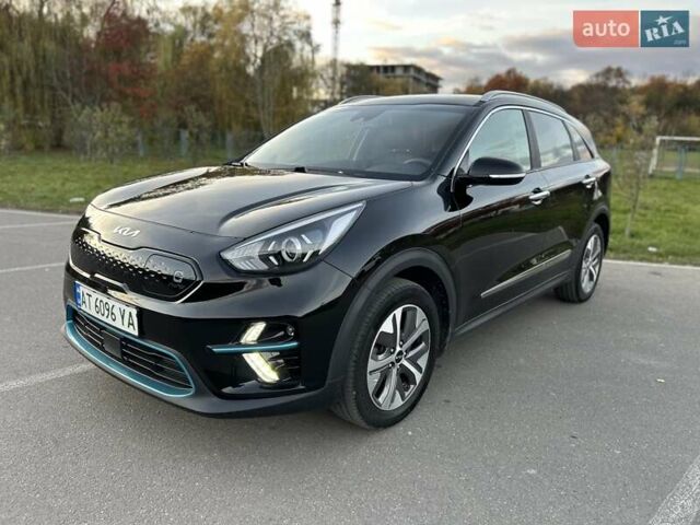 Черный Киа Niro, объемом двигателя 0 л и пробегом 121 тыс. км за 18999 $, фото 5 на Automoto.ua