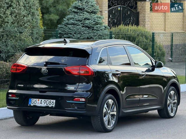 Черный Киа Niro, объемом двигателя 0 л и пробегом 82 тыс. км за 19300 $, фото 23 на Automoto.ua
