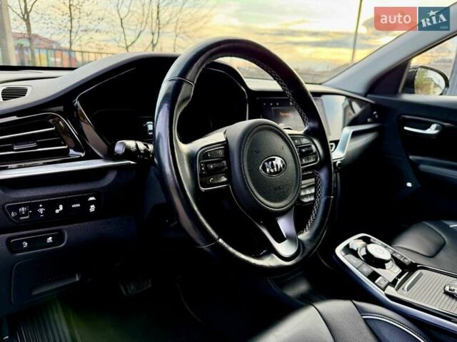 Черный Киа Niro, объемом двигателя 0 л и пробегом 89 тыс. км за 19350 $, фото 52 на Automoto.ua