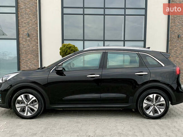 Черный Киа Niro, объемом двигателя 0 л и пробегом 94 тыс. км за 17900 $, фото 24 на Automoto.ua