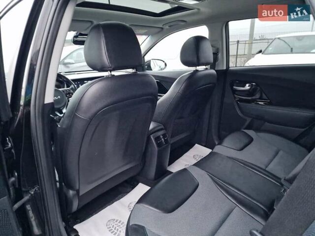 Черный Киа Niro, объемом двигателя 0 л и пробегом 65 тыс. км за 20800 $, фото 42 на Automoto.ua
