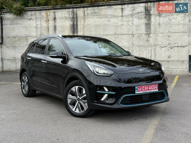 Черный Киа Niro, объемом двигателя 0 л и пробегом 80 тыс. км за 21850 $, фото 4 на Automoto.ua
