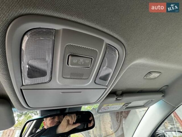 Черный Киа Niro, объемом двигателя 0 л и пробегом 150 тыс. км за 19800 $, фото 53 на Automoto.ua