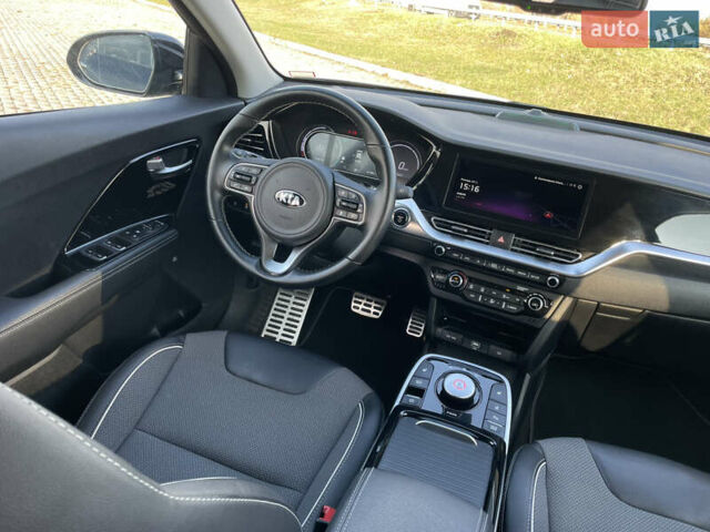 Черный Киа Niro, объемом двигателя 0 л и пробегом 61 тыс. км за 22999 $, фото 30 на Automoto.ua