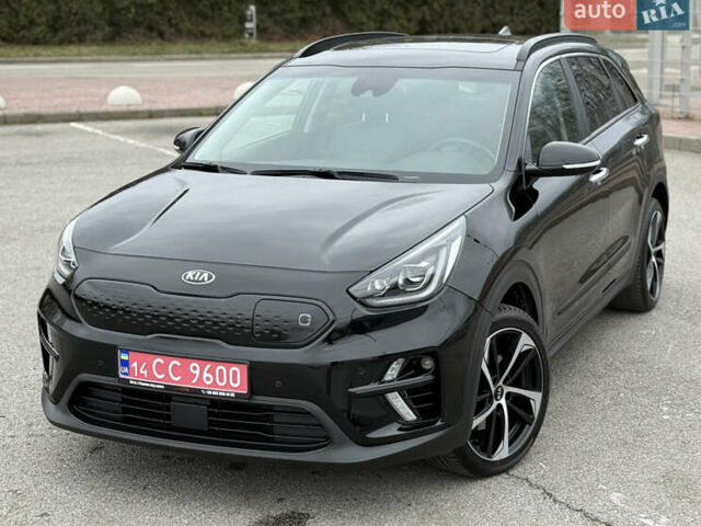 Чорний Кіа Niro, об'ємом двигуна 0 л та пробігом 71 тис. км за 22400 $, фото 17 на Automoto.ua