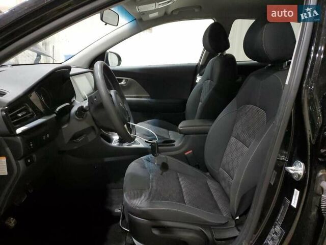Черный Киа Niro, объемом двигателя 1.6 л и пробегом 39 тыс. км за 9700 $, фото 6 на Automoto.ua
