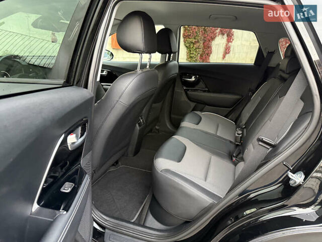Черный Киа Niro, объемом двигателя 0 л и пробегом 80 тыс. км за 21899 $, фото 49 на Automoto.ua
