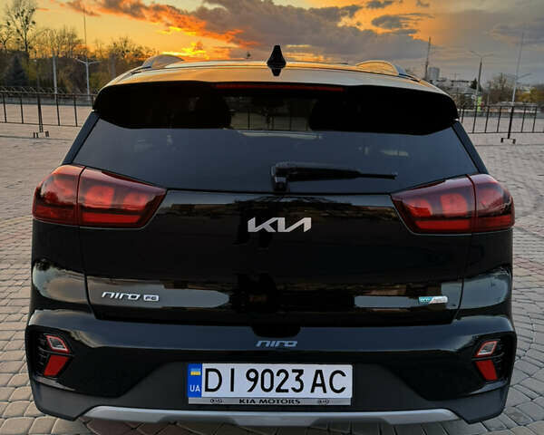 Черный Киа Niro, объемом двигателя 1.58 л и пробегом 62 тыс. км за 25900 $, фото 1 на Automoto.ua