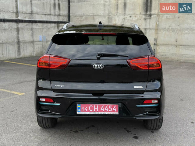 Черный Киа Niro, объемом двигателя 0 л и пробегом 80 тыс. км за 21850 $, фото 23 на Automoto.ua