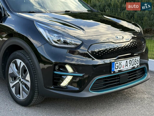 Черный Киа Niro, объемом двигателя 0 л и пробегом 82 тыс. км за 19300 $, фото 12 на Automoto.ua