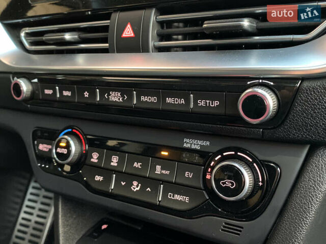 Черный Киа Niro, объемом двигателя 0 л и пробегом 60 тыс. км за 22799 $, фото 57 на Automoto.ua