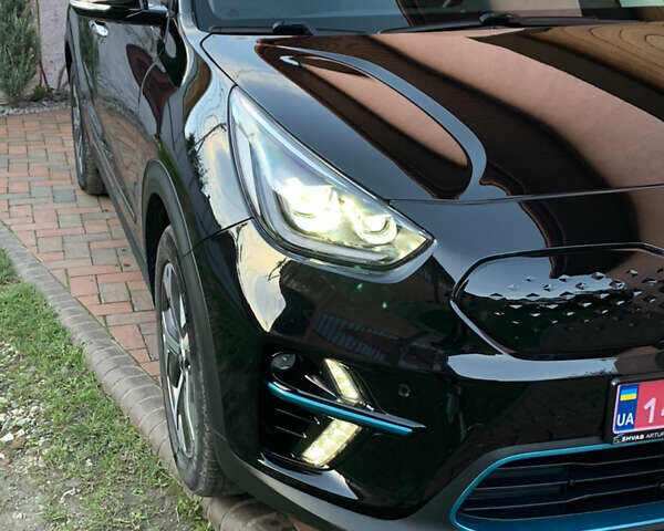 Черный Киа Niro, объемом двигателя 0 л и пробегом 60 тыс. км за 22799 $, фото 10 на Automoto.ua