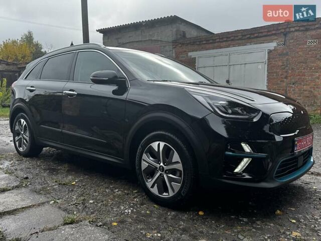 Черный Киа Niro, объемом двигателя 0 л и пробегом 150 тыс. км за 19800 $, фото 12 на Automoto.ua