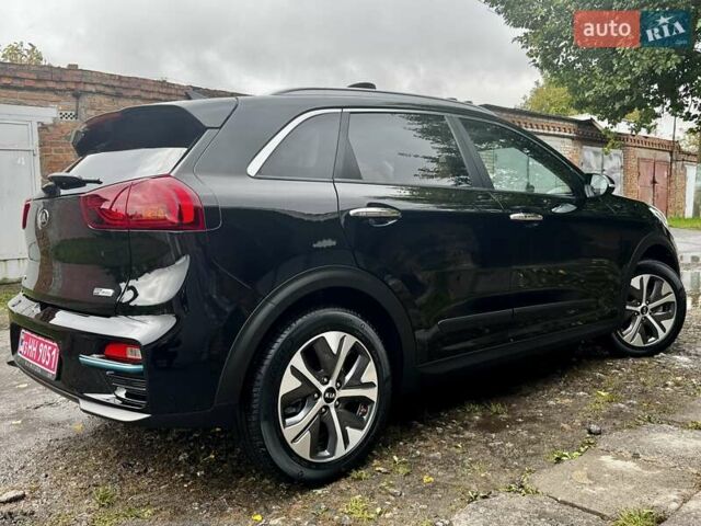 Черный Киа Niro, объемом двигателя 0 л и пробегом 150 тыс. км за 19800 $, фото 16 на Automoto.ua