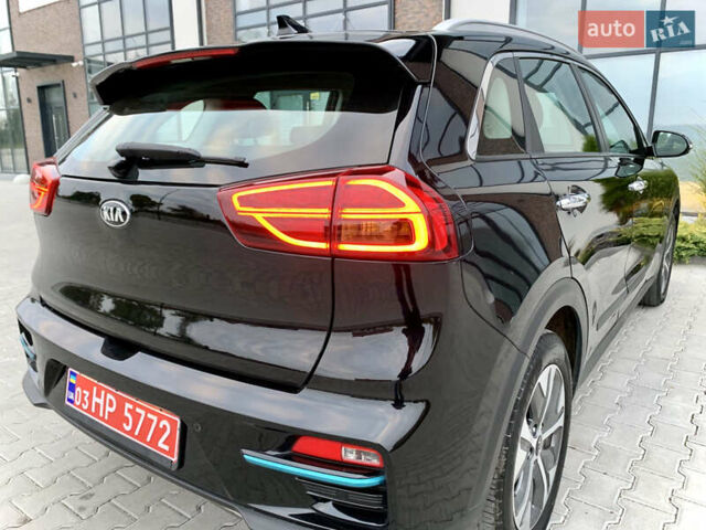 Черный Киа Niro, объемом двигателя 0 л и пробегом 94 тыс. км за 17900 $, фото 82 на Automoto.ua