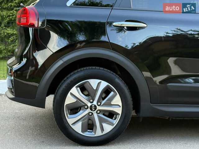 Черный Киа Niro, объемом двигателя 0 л и пробегом 82 тыс. км за 19300 $, фото 35 на Automoto.ua