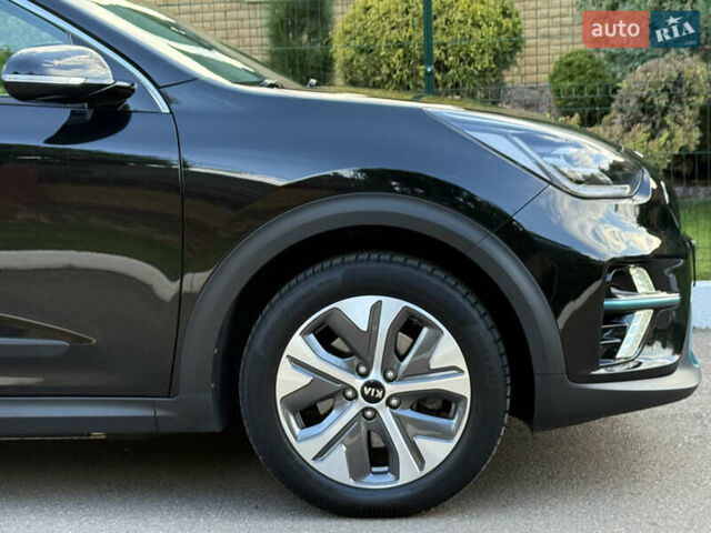 Черный Киа Niro, объемом двигателя 0 л и пробегом 82 тыс. км за 19300 $, фото 36 на Automoto.ua
