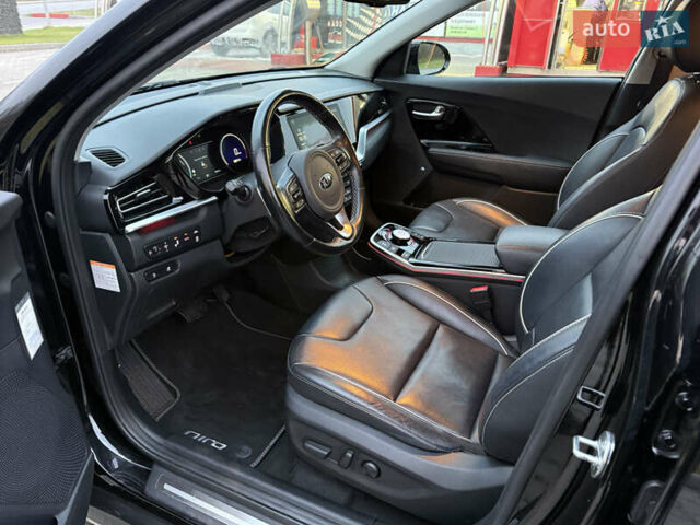 Черный Киа Niro, объемом двигателя 0 л и пробегом 78 тыс. км за 19300 $, фото 16 на Automoto.ua