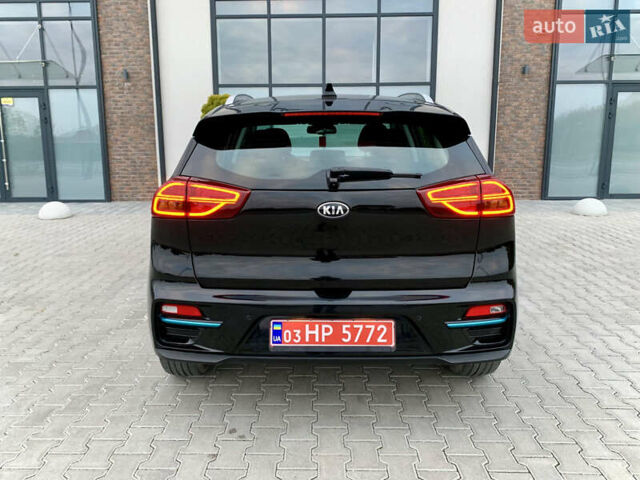 Черный Киа Niro, объемом двигателя 0 л и пробегом 94 тыс. км за 17900 $, фото 81 на Automoto.ua