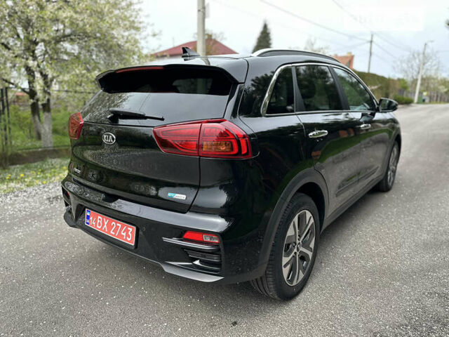 Чорний Кіа Niro, об'ємом двигуна 0 л та пробігом 34 тис. км за 25900 $, фото 13 на Automoto.ua