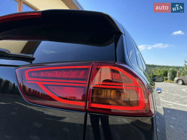 Черный Киа Niro, объемом двигателя 0 л и пробегом 127 тыс. км за 19750 $, фото 22 на Automoto.ua