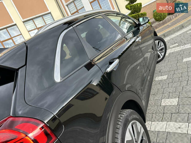 Чорний Кіа Niro, об'ємом двигуна 0 л та пробігом 51 тис. км за 21500 $, фото 44 на Automoto.ua