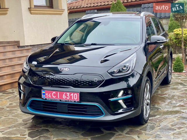 Черный Киа Niro, объемом двигателя 0 л и пробегом 80 тыс. км за 21899 $, фото 2 на Automoto.ua