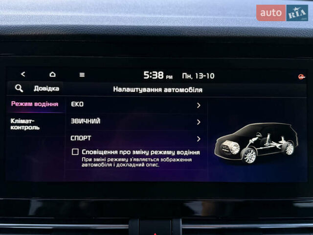 Чорний Кіа Niro, об'ємом двигуна 0 л та пробігом 88 тис. км за 24900 $, фото 90 на Automoto.ua