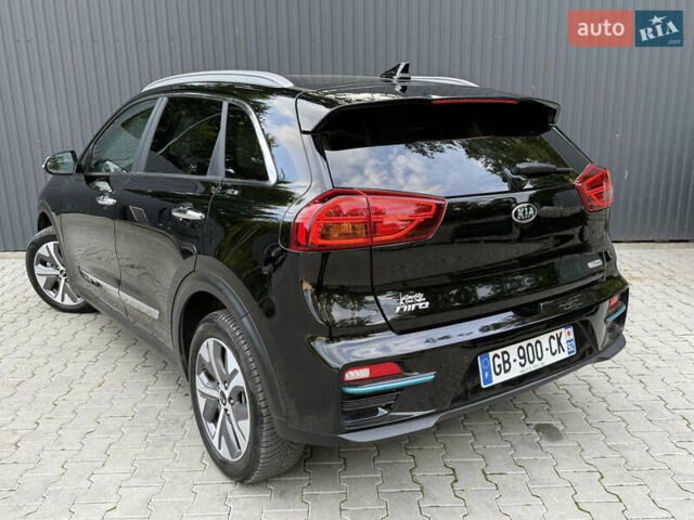 Киа Niro 2021 в Дрогобыче на Automoto.ua Черный Киа Niro, объемом двигателя 0 л и пробегом 123 тыс. км за 17999 $, фото 19 на Automoto.ua