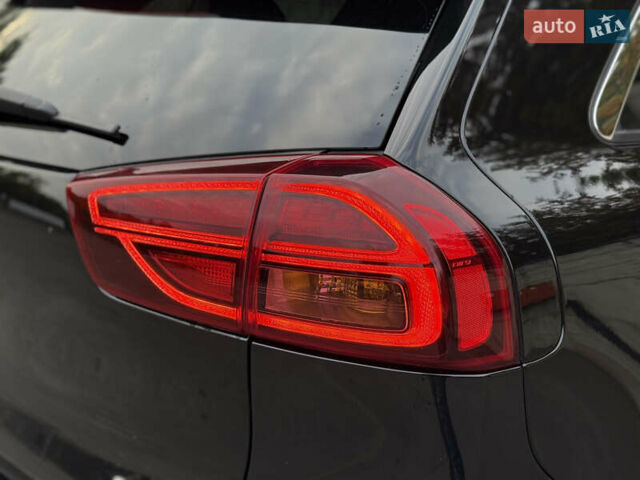 Черный Киа Niro, объемом двигателя 0 л и пробегом 80 тыс. км за 21899 $, фото 20 на Automoto.ua