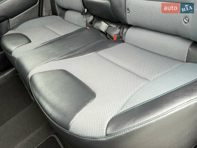 Черный Киа Niro, объемом двигателя 0 л и пробегом 80 тыс. км за 19890 $, фото 70 на Automoto.ua