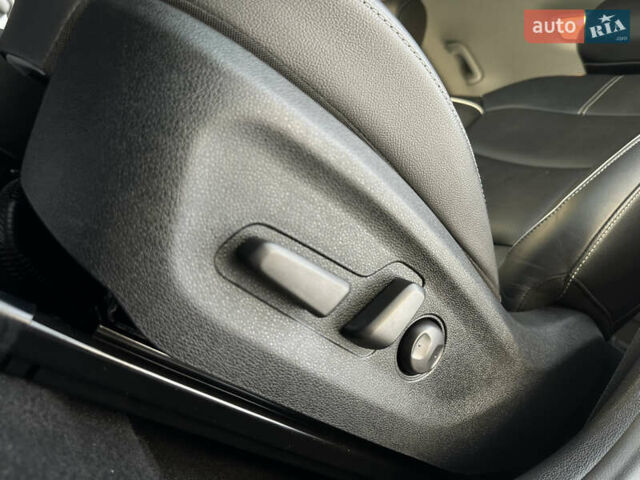 Чорний Кіа Niro, об'ємом двигуна 0 л та пробігом 51 тис. км за 21500 $, фото 52 на Automoto.ua