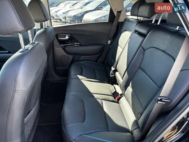 Черный Киа Niro, объемом двигателя 0 л и пробегом 59 тыс. км за 23900 $, фото 25 на Automoto.ua