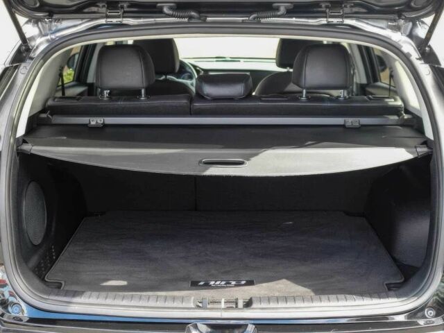 Чорний Кіа Niro, об'ємом двигуна 0 л та пробігом 16 тис. км за 6500 $, фото 10 на Automoto.ua