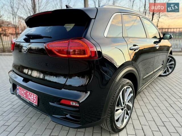 Черный Киа Niro, объемом двигателя 0 л и пробегом 89 тыс. км за 19350 $, фото 21 на Automoto.ua