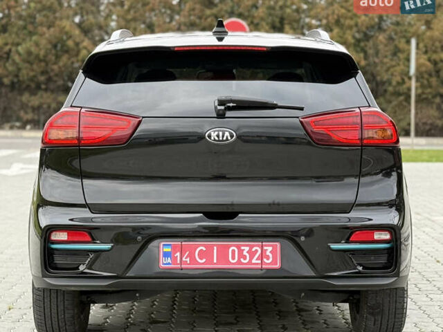 Черный Киа Niro, объемом двигателя 0 л и пробегом 80 тыс. км за 19650 $, фото 146 на Automoto.ua