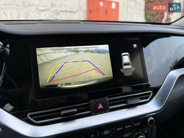 Черный Киа Niro, объемом двигателя 0 л и пробегом 80 тыс. км за 21850 $, фото 68 на Automoto.ua