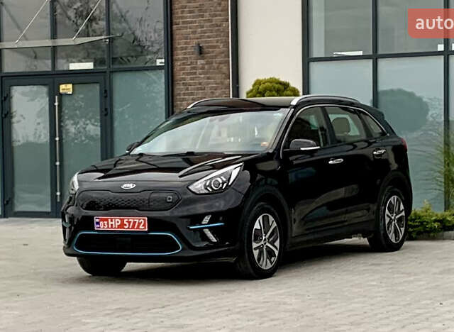 Черный Киа Niro, объемом двигателя 0 л и пробегом 94 тыс. км за 17900 $, фото 2 на Automoto.ua