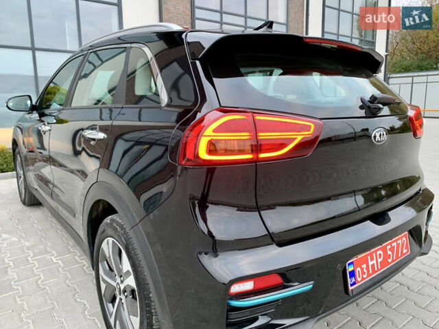 Черный Киа Niro, объемом двигателя 0 л и пробегом 94 тыс. км за 17900 $, фото 83 на Automoto.ua