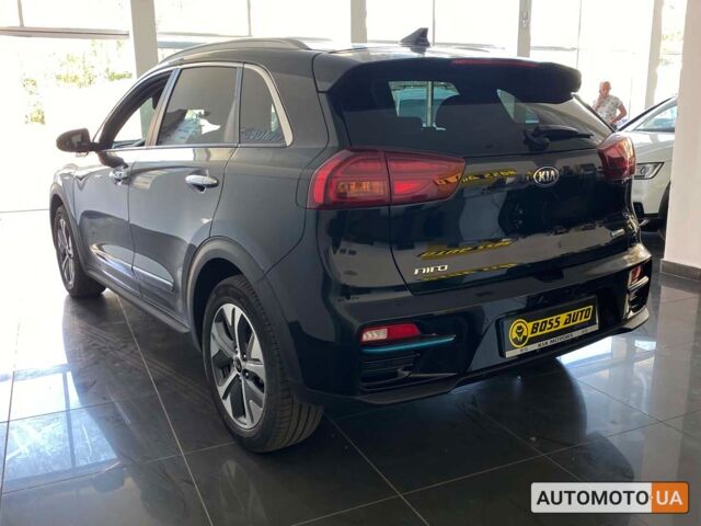 Черный Киа Niro, объемом двигателя 64 л и пробегом 27 тыс. км за 22800 $, фото 4 на Automoto.ua