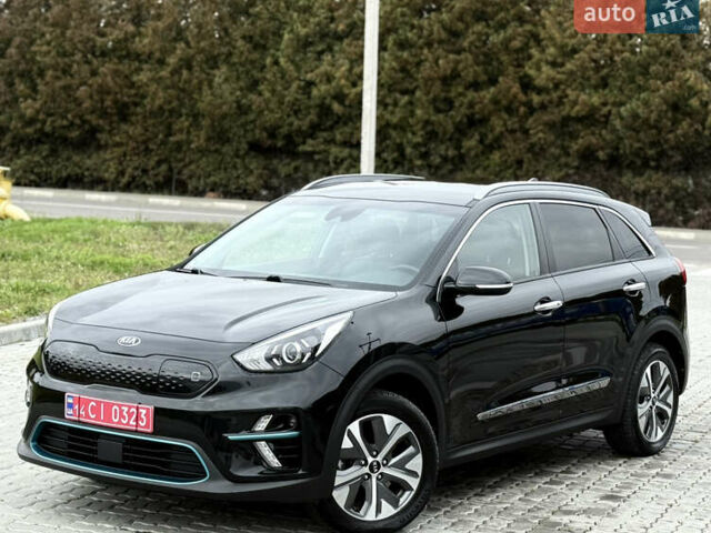 Черный Киа Niro, объемом двигателя 0 л и пробегом 80 тыс. км за 19650 $, фото 103 на Automoto.ua